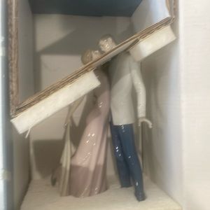 Lladro figurine.  “Happy Anniversary”.